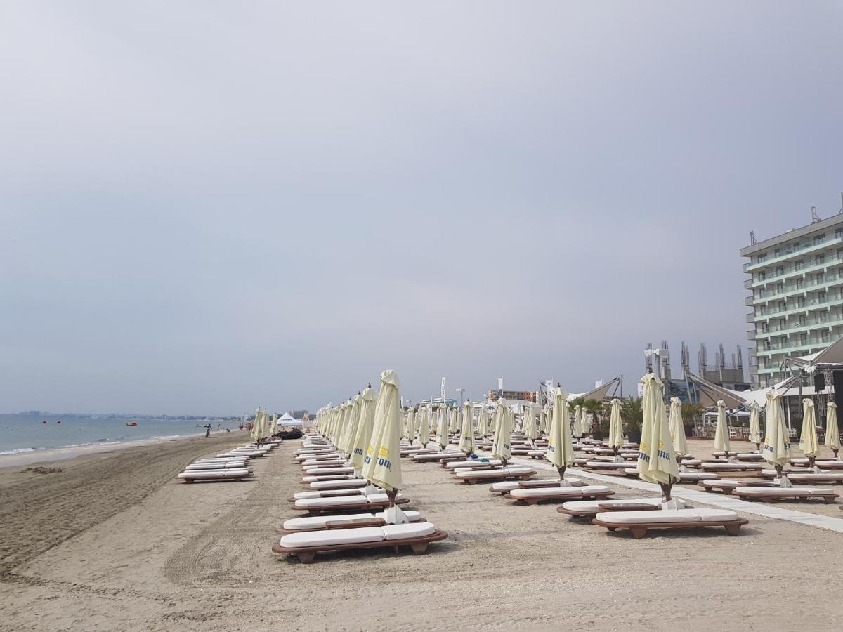 911 Cazare Mamaia Kültér fotó