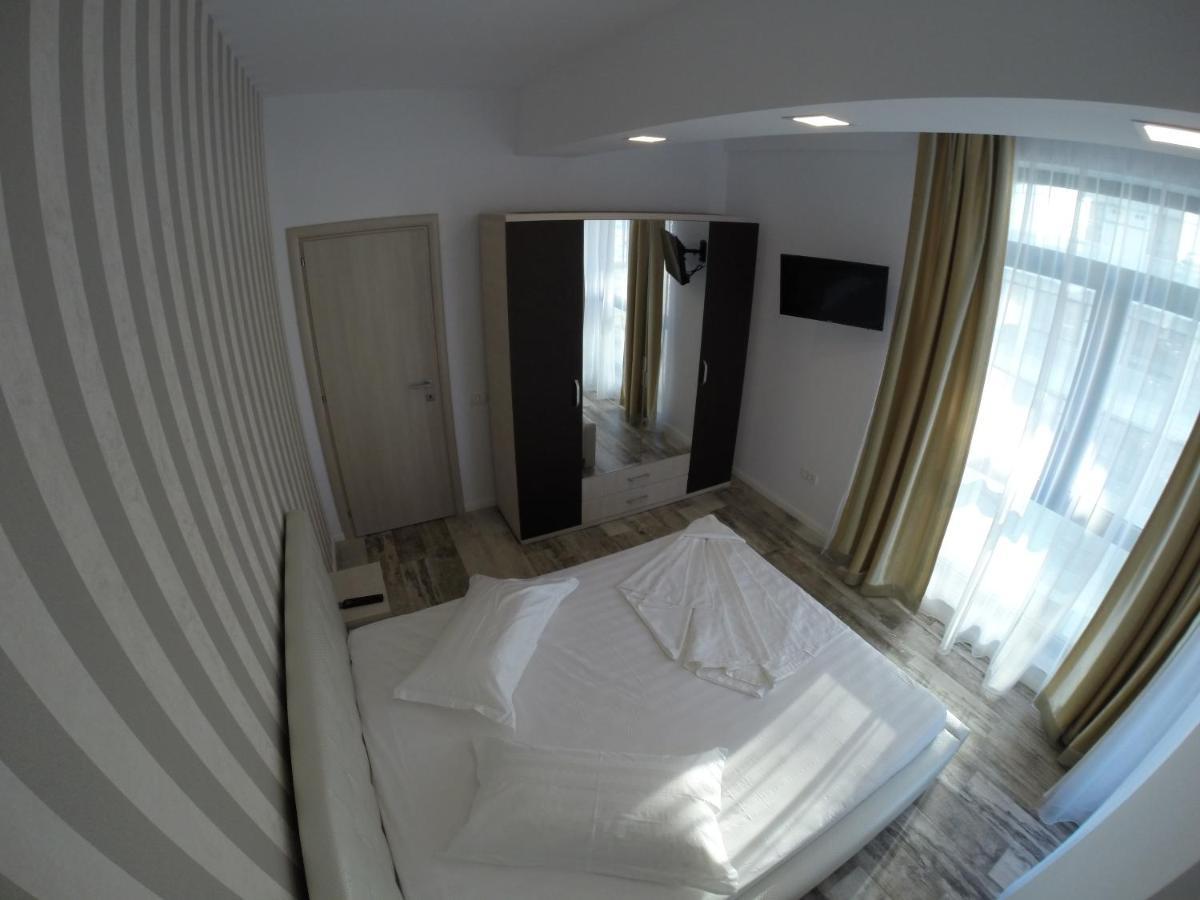 911 Cazare Mamaia Kültér fotó